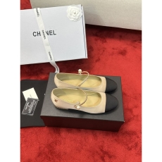 Chanel Low Shoes